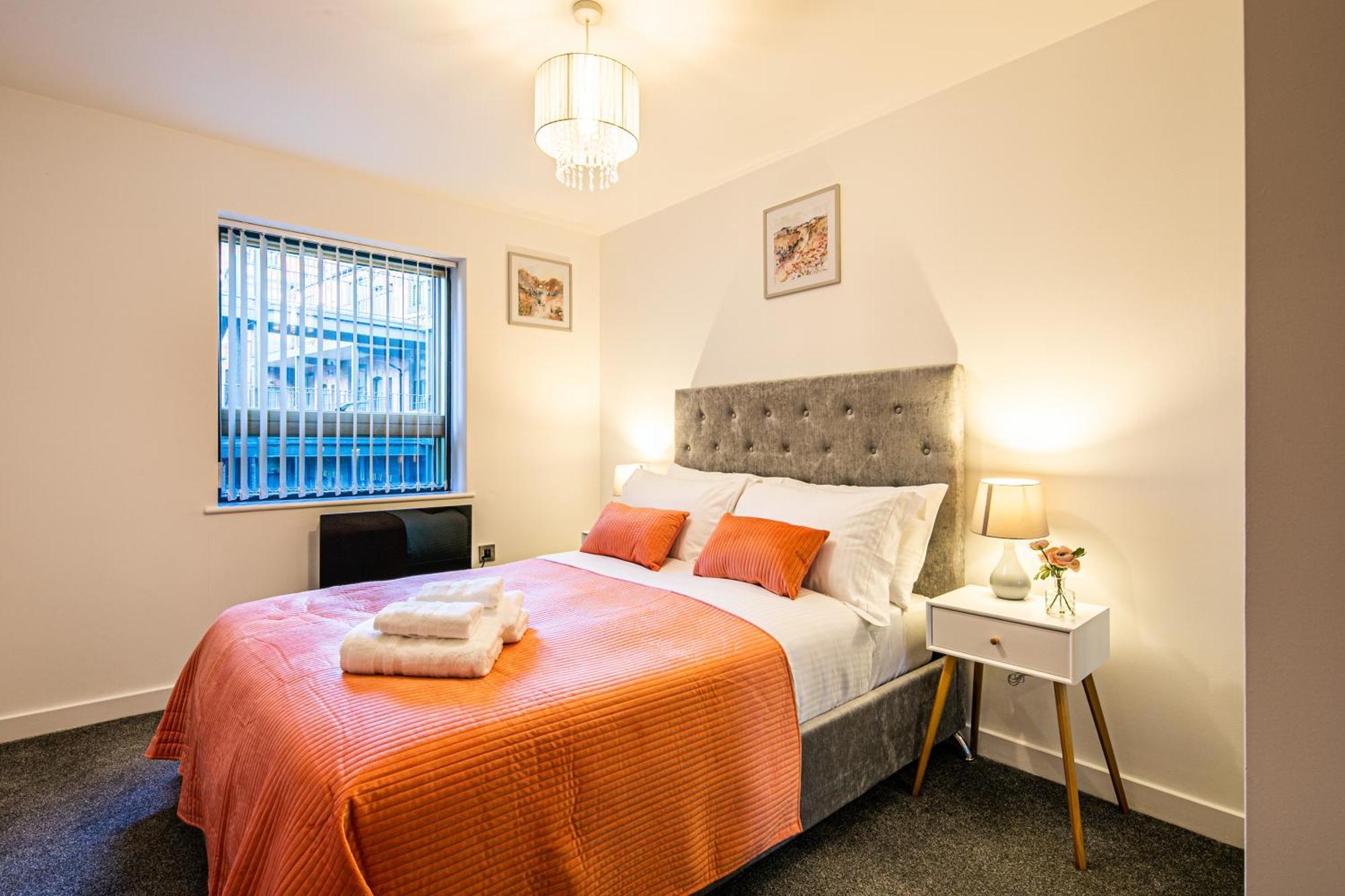 Stylish 2 Bed Apt 18 - City Centre, Free Parking, Espresso Machine & Netflix - Hosted By Stay Host Save Sheffield Zewnętrze zdjęcie