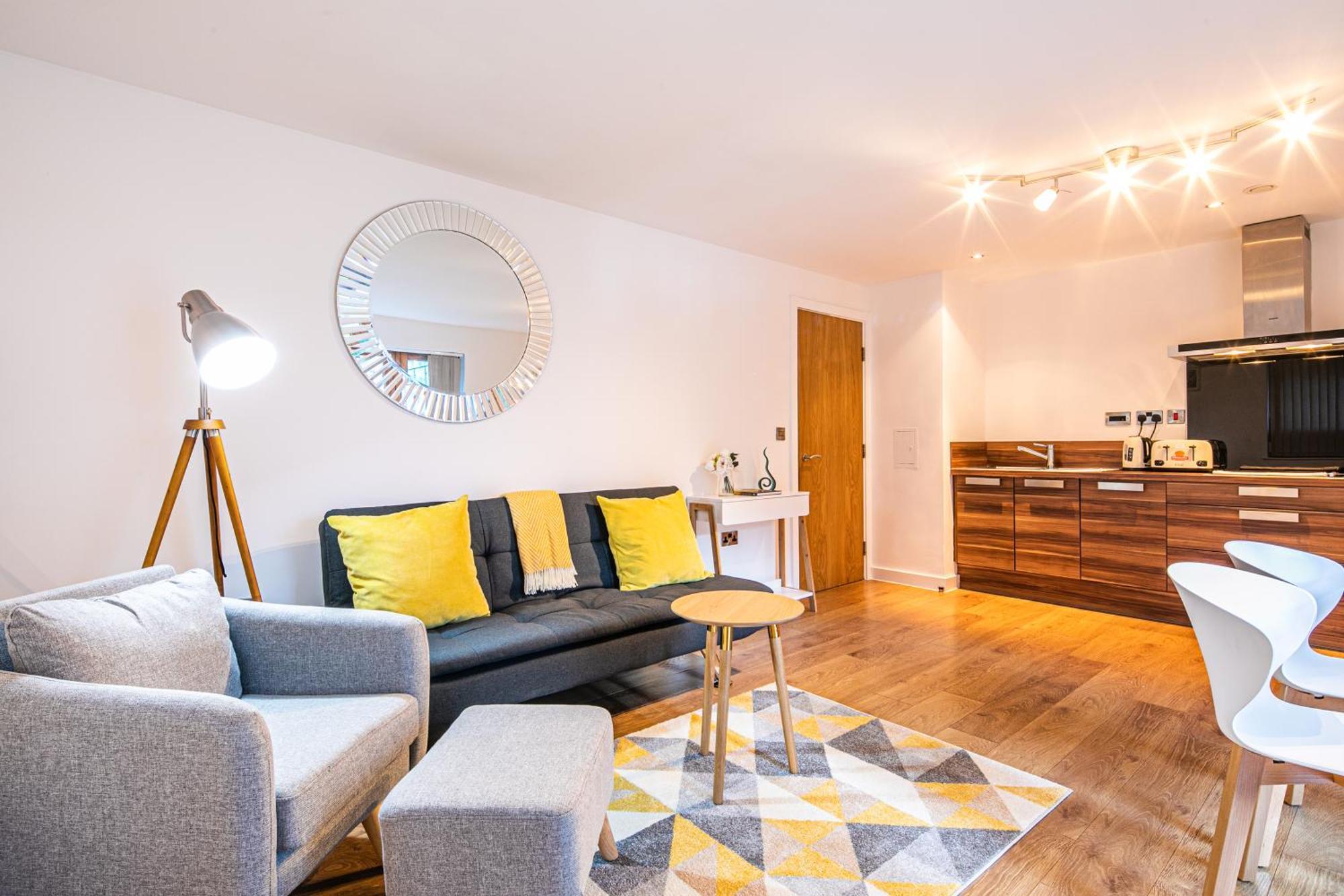 Stylish 2 Bed Apt 18 - City Centre, Free Parking, Espresso Machine & Netflix - Hosted By Stay Host Save Sheffield Zewnętrze zdjęcie