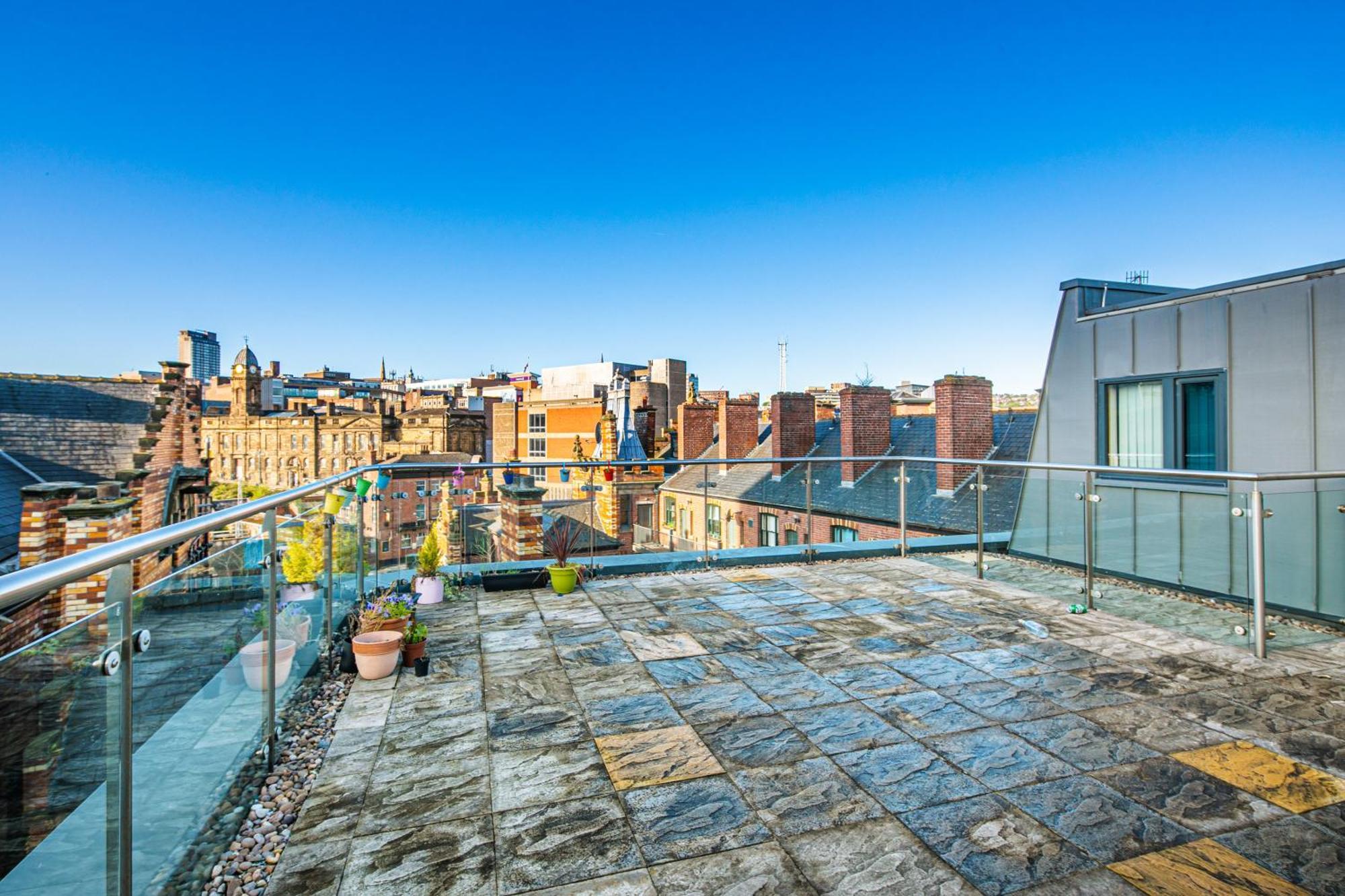 Stylish 2 Bed Apt 18 - City Centre, Free Parking, Espresso Machine & Netflix - Hosted By Stay Host Save Sheffield Zewnętrze zdjęcie
