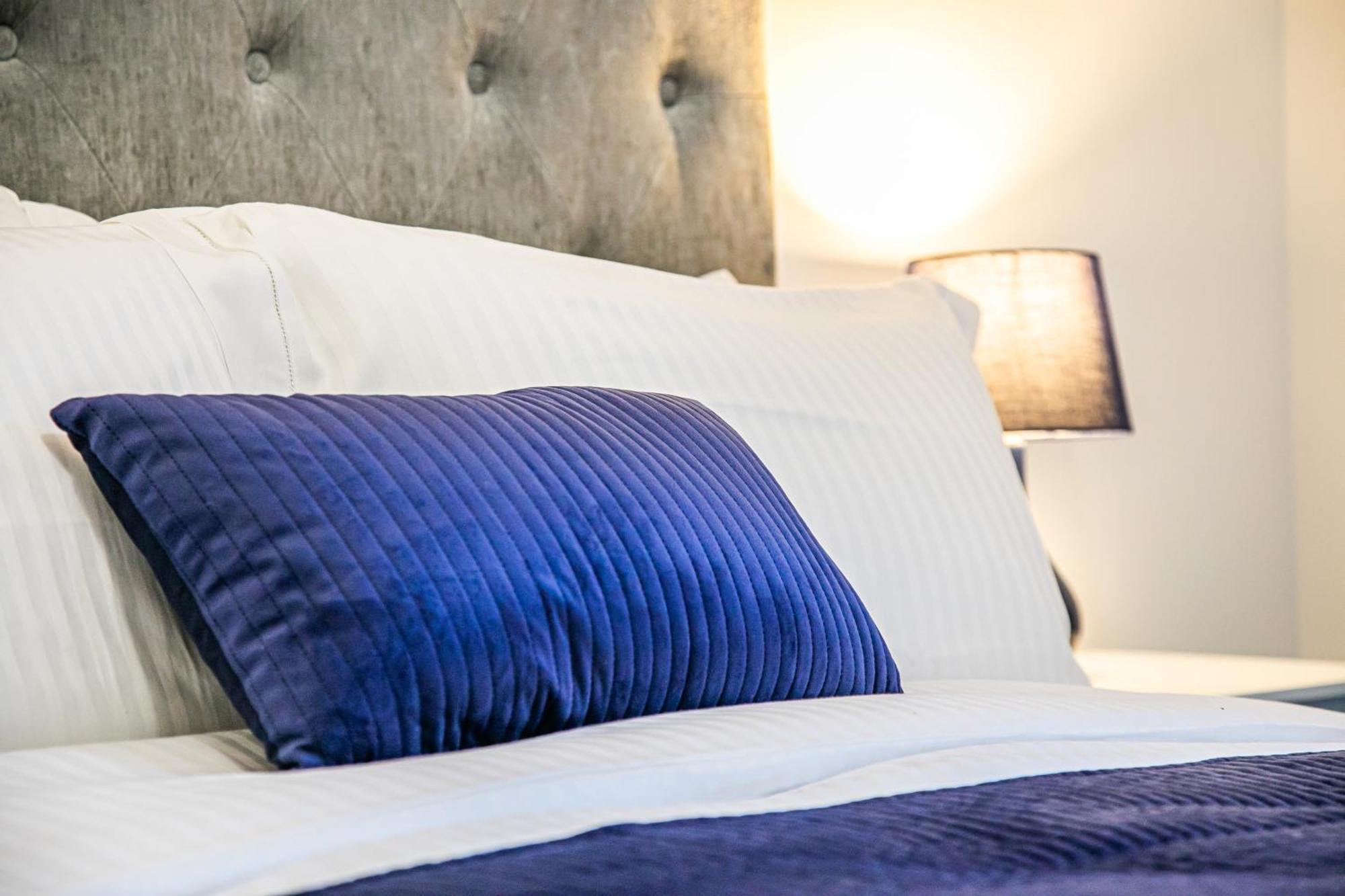 Stylish 2 Bed Apt 18 - City Centre, Free Parking, Espresso Machine & Netflix - Hosted By Stay Host Save Sheffield Zewnętrze zdjęcie